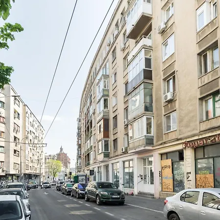 Apartment Breeze Gateway Center *