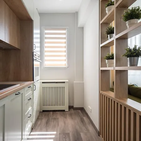 Breeze Gateway Center Apartment Bucharest