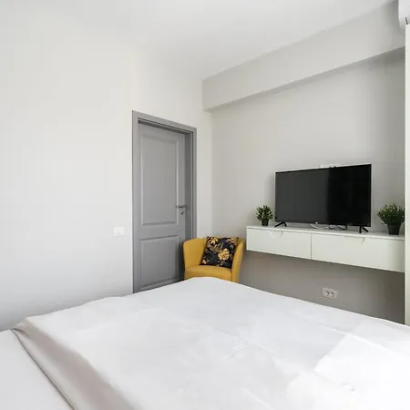 דירה Breeze Gateway Center *