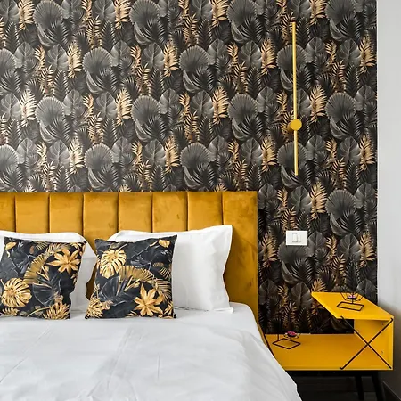 Breeze Gateway Center *