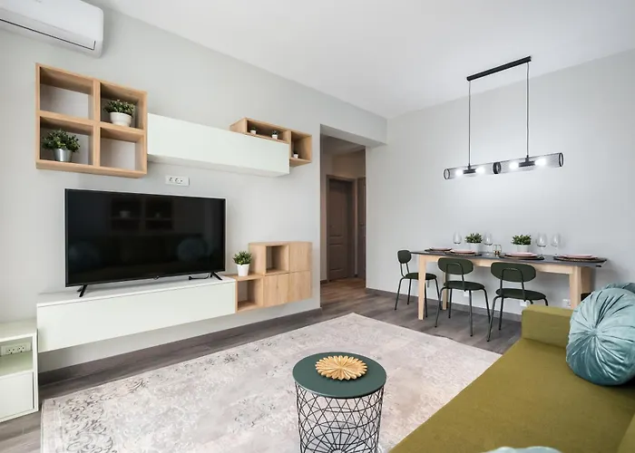 Apartment Breeze Gateway Center *