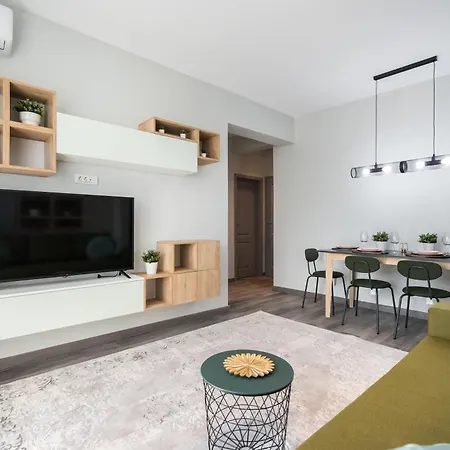 Apartment Breeze Getaway Center *