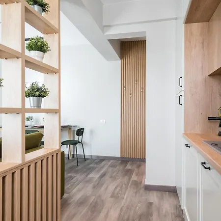 Breeze Getaway Center *