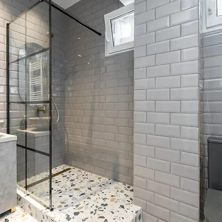 Breeze Getaway Center * Bucharest