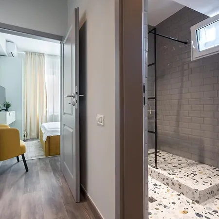 Apartment Breeze Getaway Center